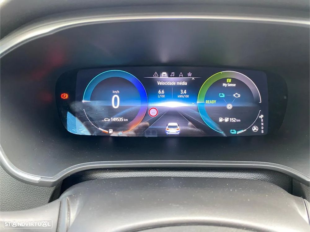 Renault Mégane Sport Tourer E-TECH Plug-in 160 INTENS - 34