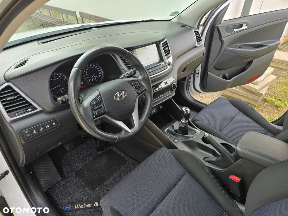 Hyundai Tucson 1.6 Turbo 2WD Style - 25