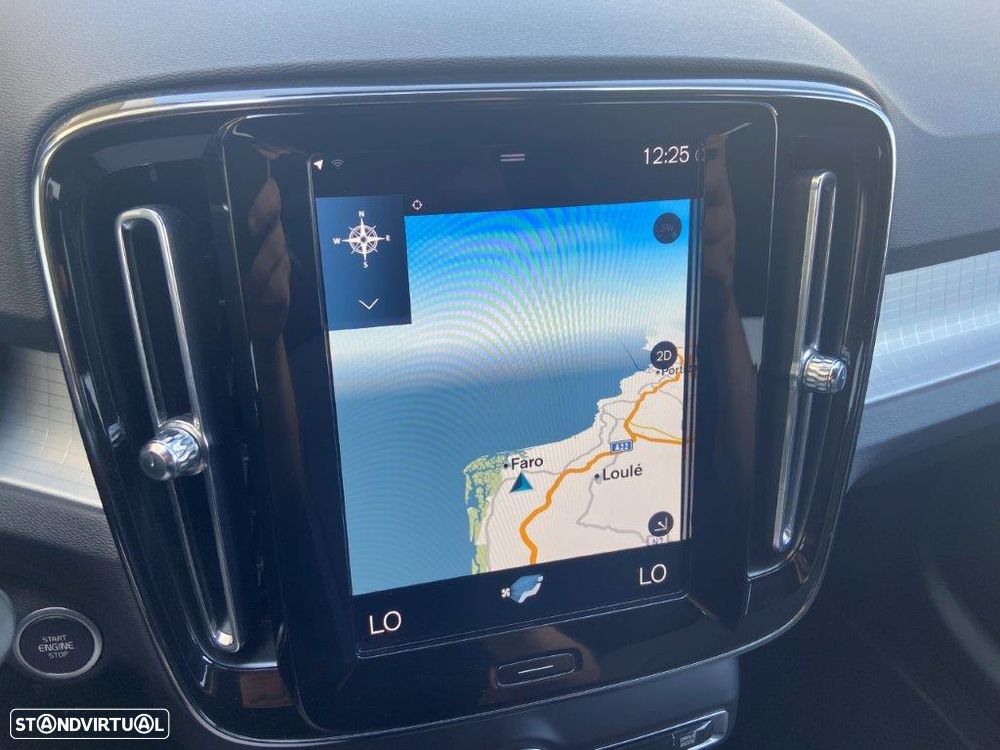Volvo XC 40 1.5 T2 Momentum Plus - 19