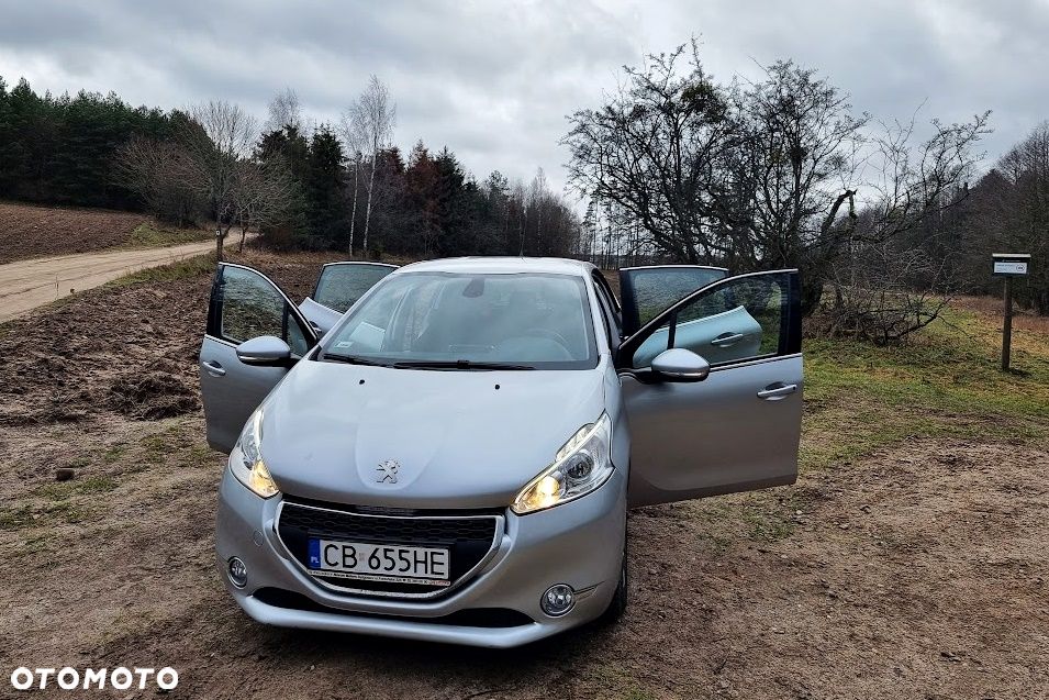 Peugeot 208 120 VTI Allure - 6