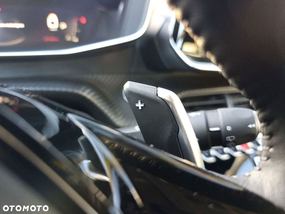 Peugeot 208 1.2 T Allure S&S - 39