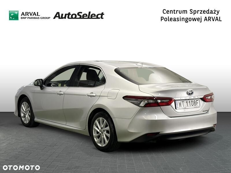 Toyota Camry 2.5 Hybrid Comfort CVT - 4