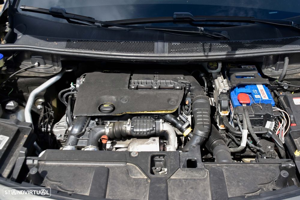 Peugeot 3008 1.6 BlueHDi GT Line - 30