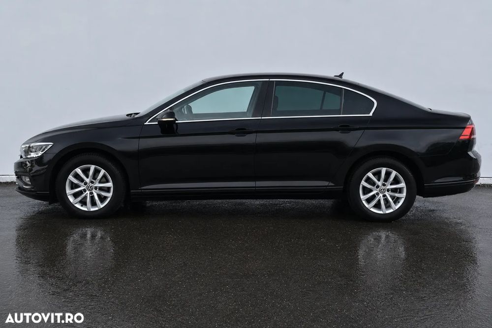 Volkswagen Passat 2.0 TDI DSG Comfortline - 8