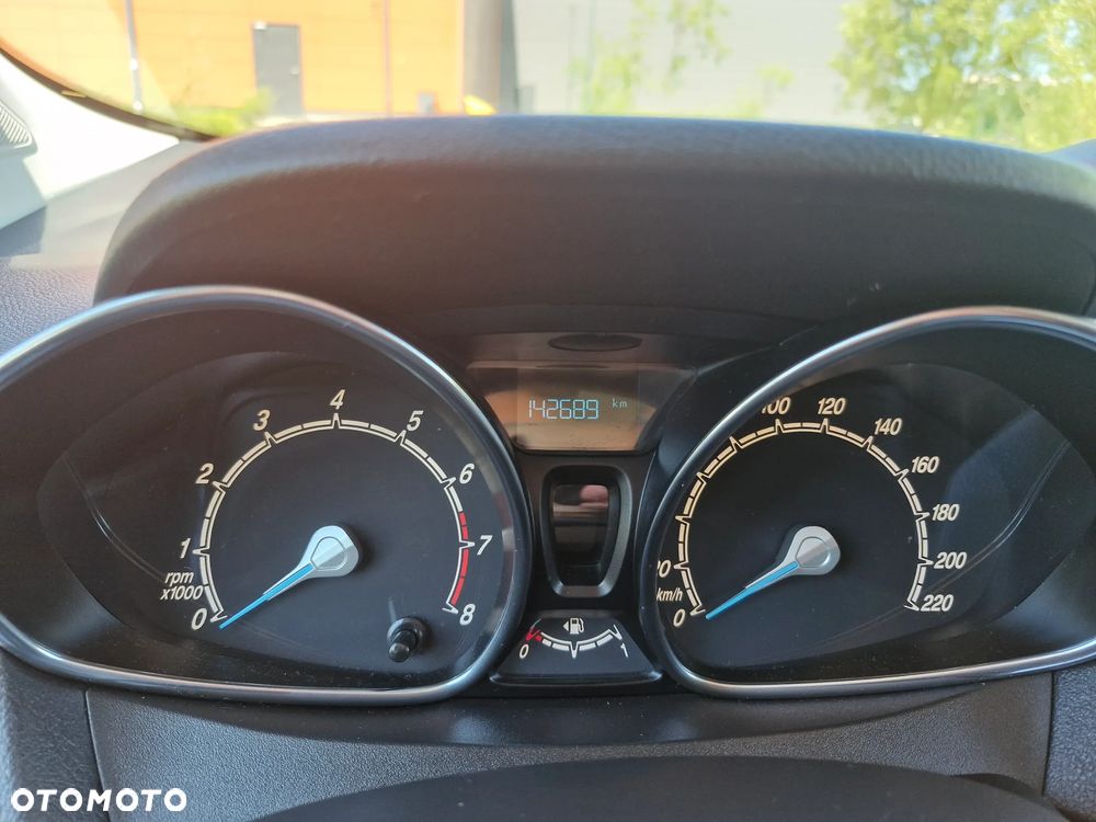 Ford Tourneo Courier 1.0 EcoBoost S&S Trend - 5