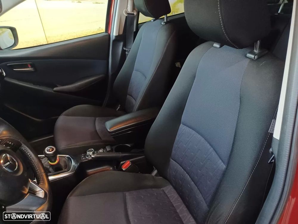 Mazda 2 1.5 Sky.Evolve Navi - 21