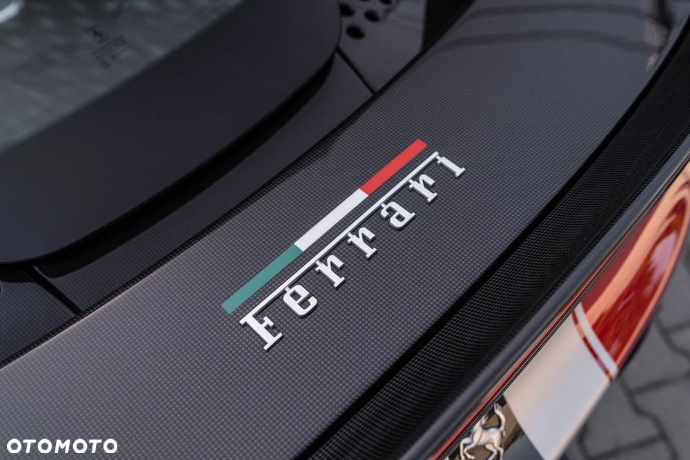Ferrari SF90 Spider - 18