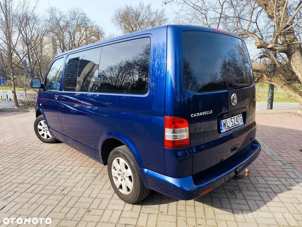 Volkswagen Caravelle - 2