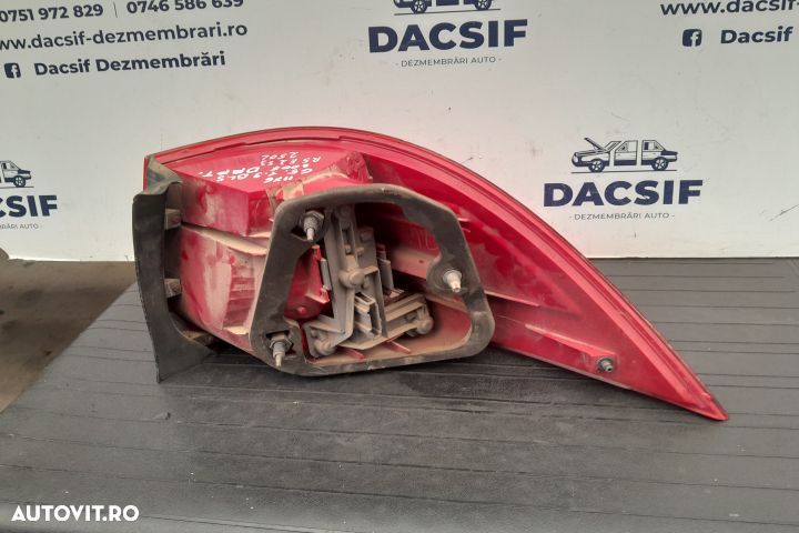 Lampa / Tripla stop dreapta pe aripa Volkswagen VW Golf 5 [2003 - 200 - 3