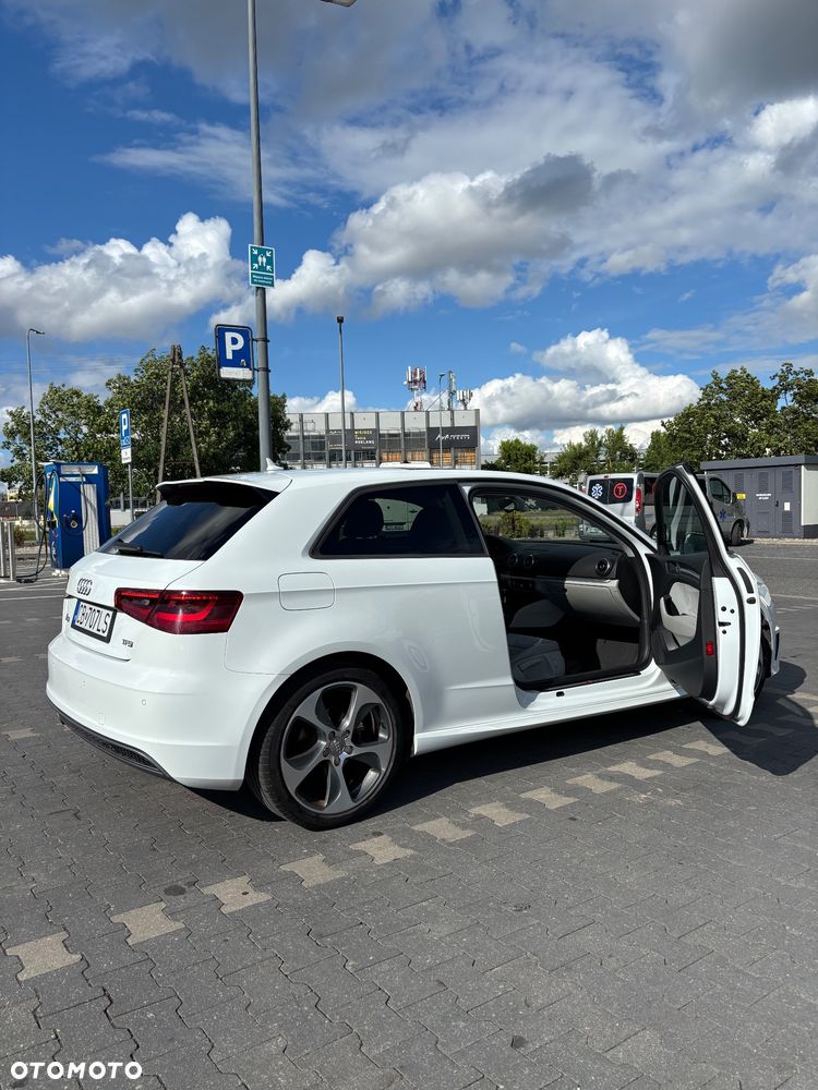 Audi A3 3-drzwiowe 1.4 TFSI S line Sportpaket - 7