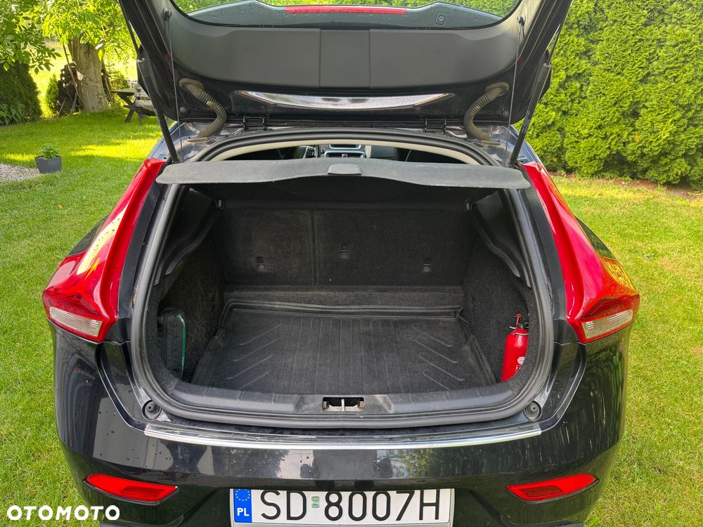 Volvo V40 D2 Drive-E Ocean Race - 5