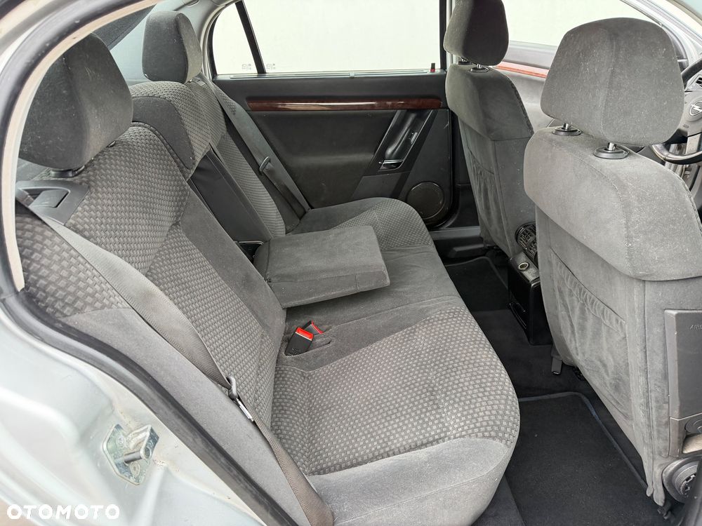 Opel Vectra 2.2 Elegance ActiveSelect - 11