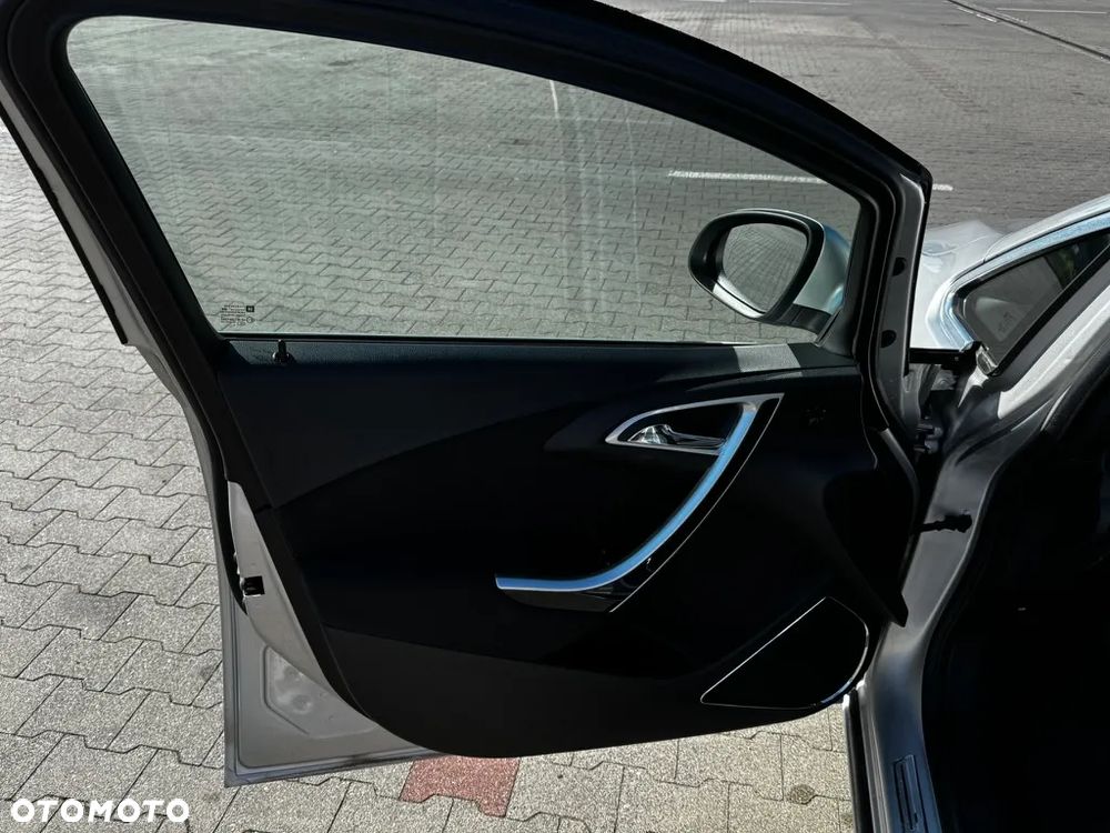 Opel Astra 1.4 Turbo Edition - 17