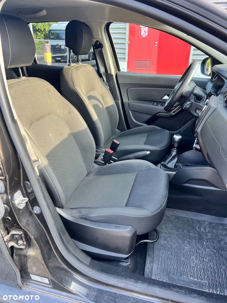 Dacia Duster 1.6 SCe Laureate S&S - 18