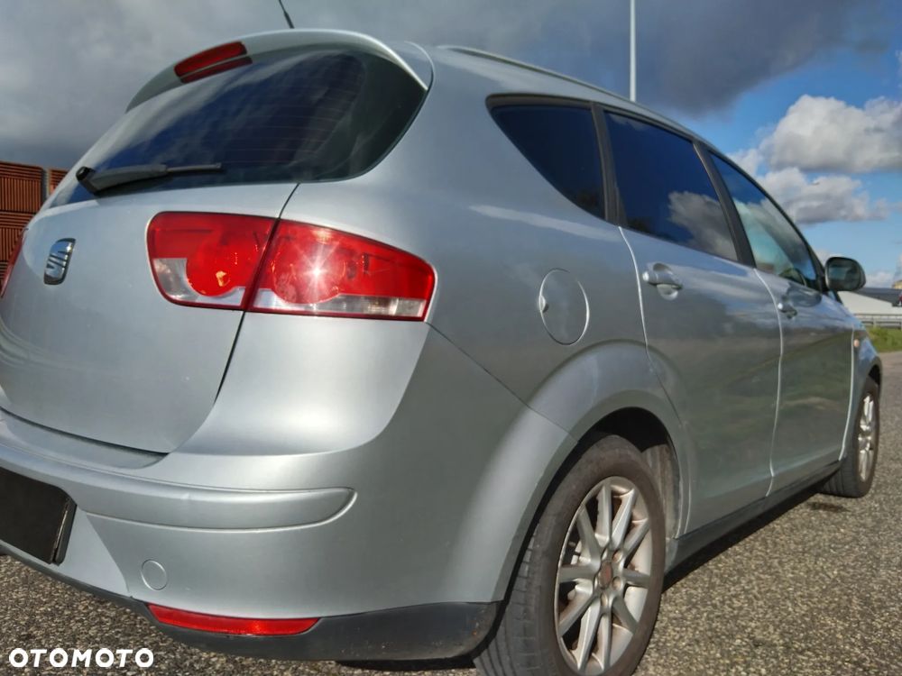 Seat Altea XL 1.6 TDI DPF CR Ecomotive Style - 23