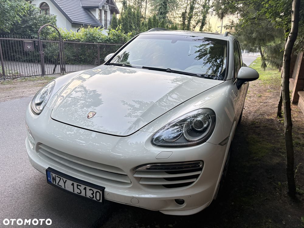 Porsche Cayenne - 2