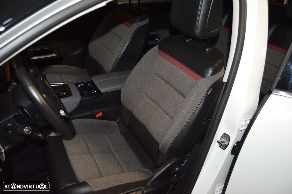 Citroën C5 Aircross 1.6 Hybrid Feel Pack e-EAT8 - 32