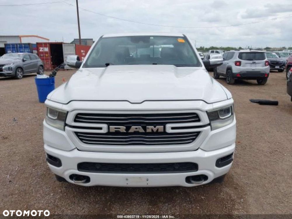 RAM 1500 - 8
