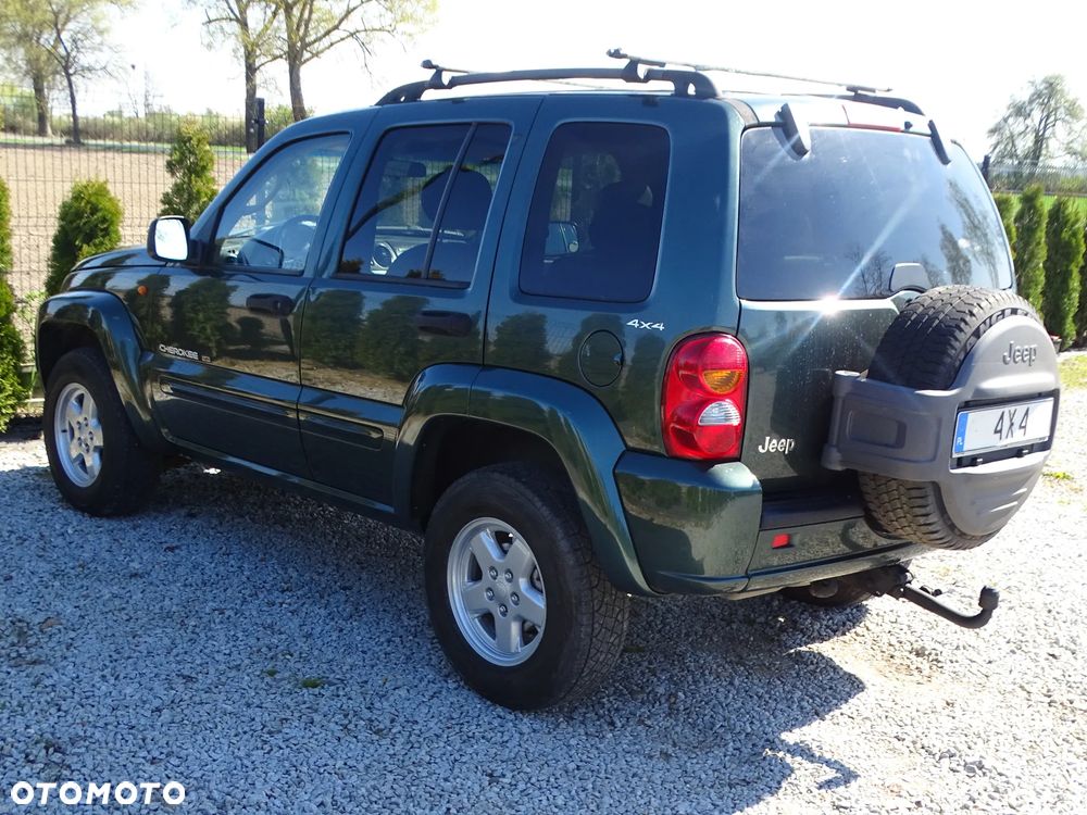 Jeep Liberty - 4