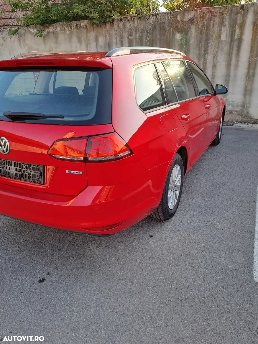 Volkswagen Golf 1.6 TDI DSG BMT Trendline - 6