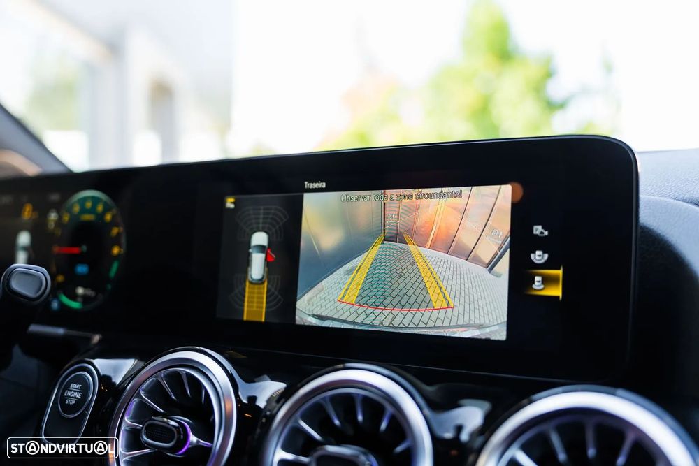 Mercedes-Benz GLA 250 e AMG Line - 12