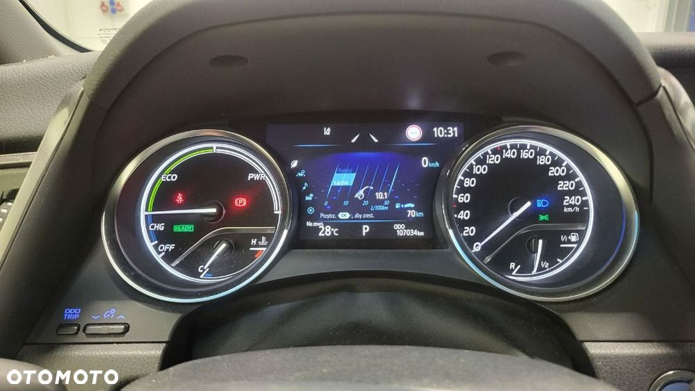 Toyota Camry - 14