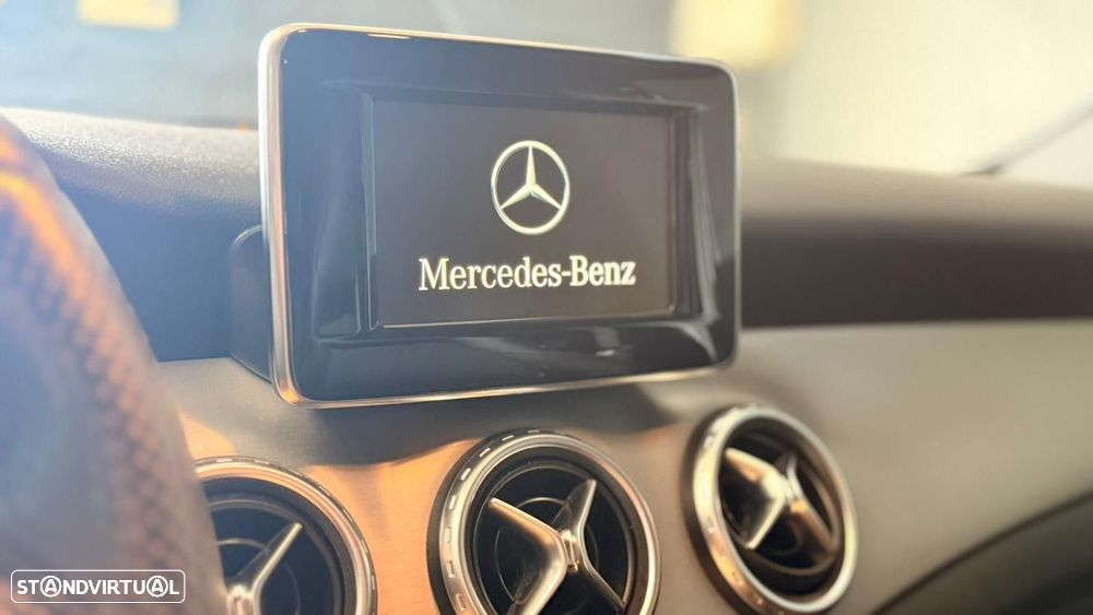 Mercedes-Benz GLA 200 CDi AMG Line - 28