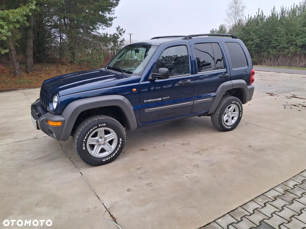 Jeep Cherokee - 16
