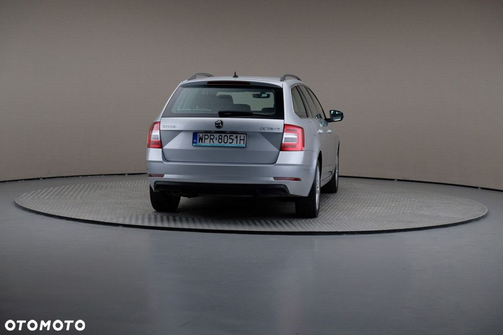 Skoda Octavia - 5