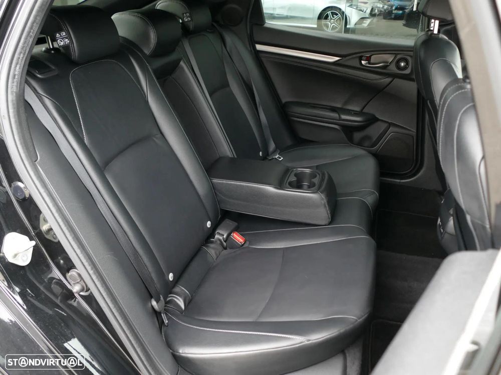 Honda Civic 1.6 i-DTEC Executive Premium 9AT - 35
