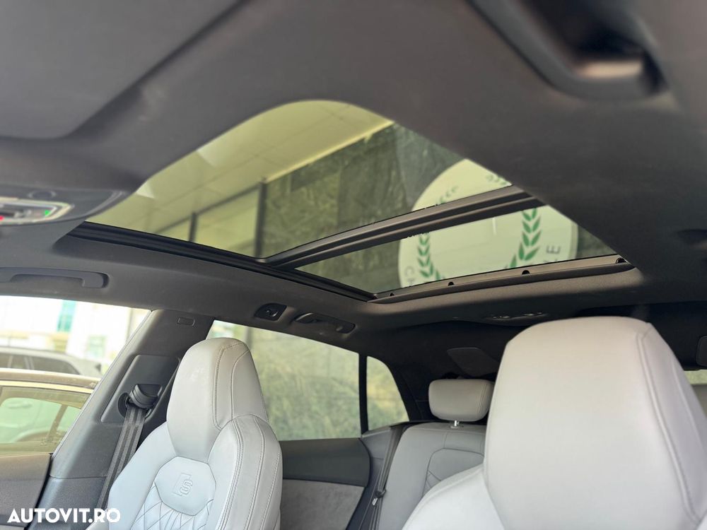 Audi Q8 3.0 55 TFSI quattro Tiptronic MHEV - 14
