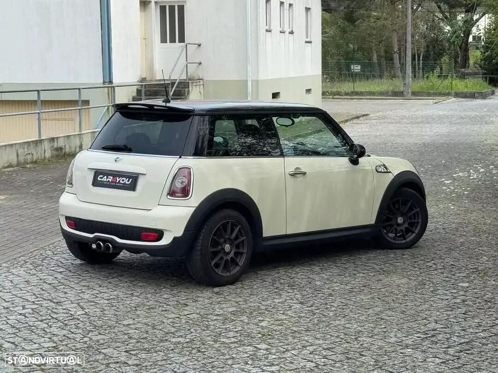 MINI 3 Portas Cooper S - 2
