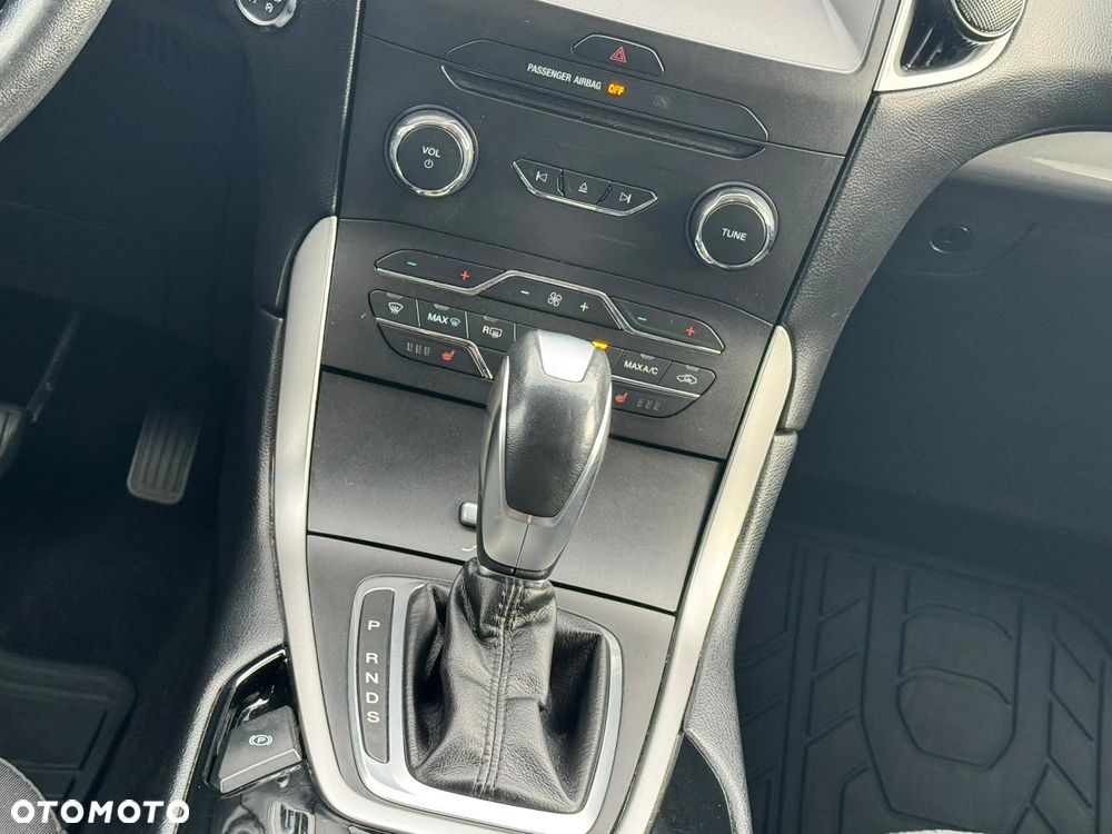Ford Edge 2016