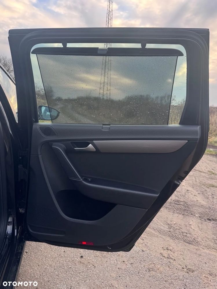 Volkswagen Passat 2.0 TDI Comfortline - 14