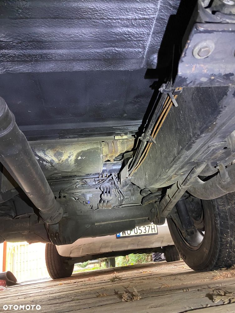 Mercedes-Benz Klasa G 400 CDI Automatik - 38