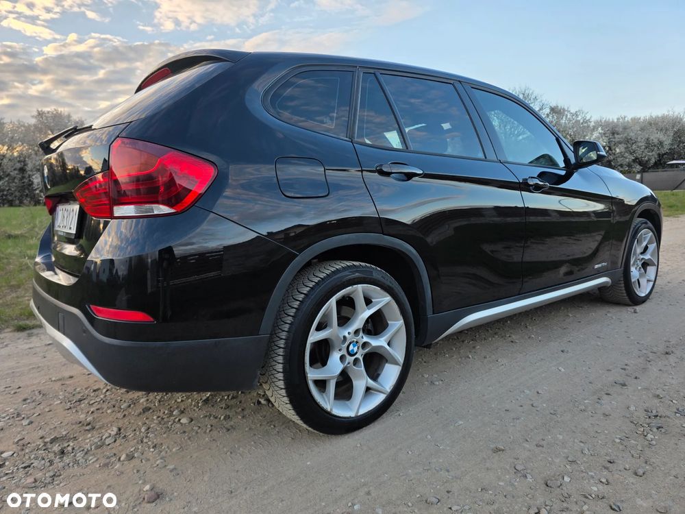 BMW X1 sDrive16d Sport Line - 9