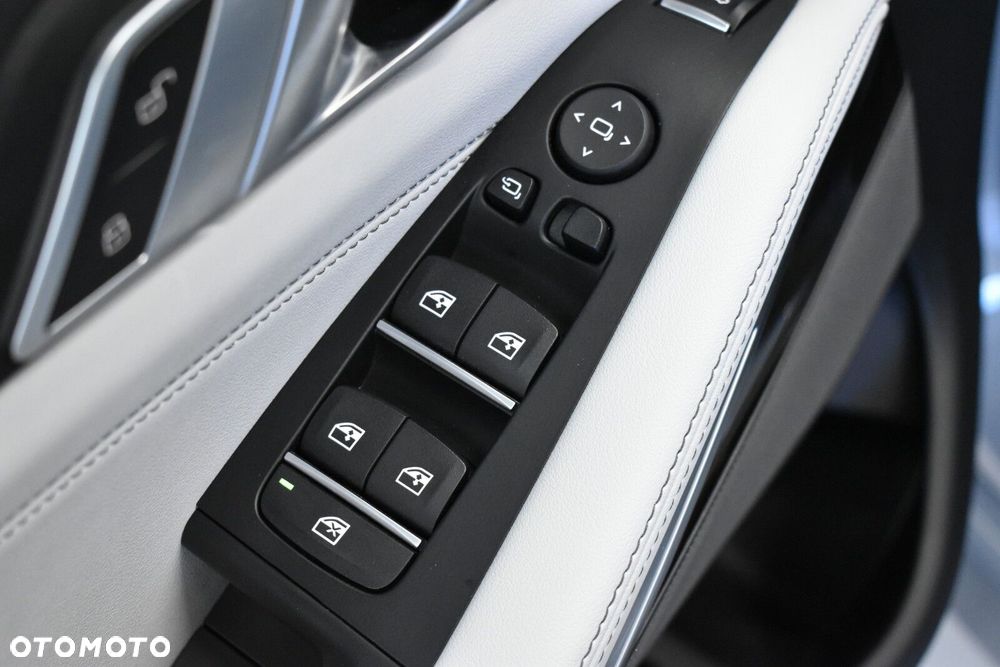 BMW X5 xDrive40d mHEV sport - 9