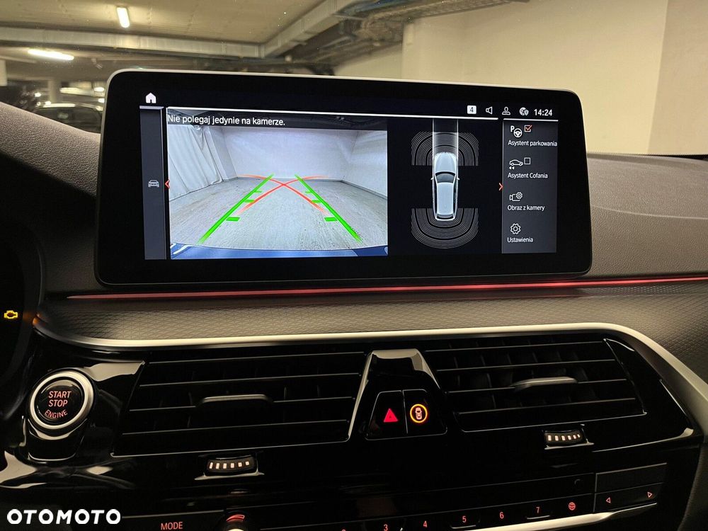 BMW Seria 5 530d xDrive mHEV M Sport sport - 25