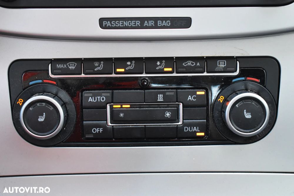 Volkswagen Passat 2.0 TDI DPF 4Motion Sportline - 26