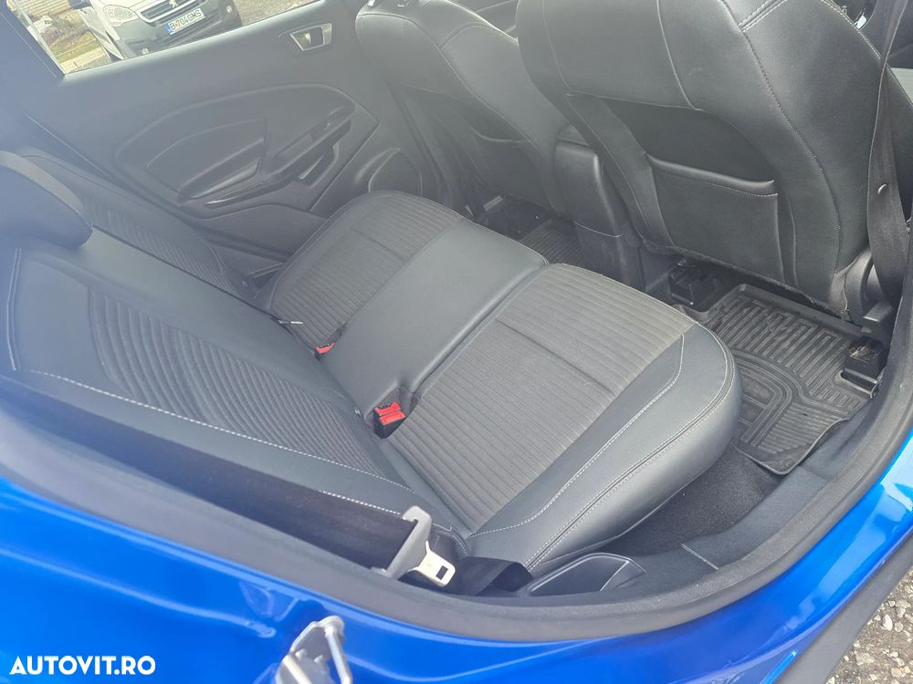 Ford EcoSport 1.0 EcoBoost Titanium - 10