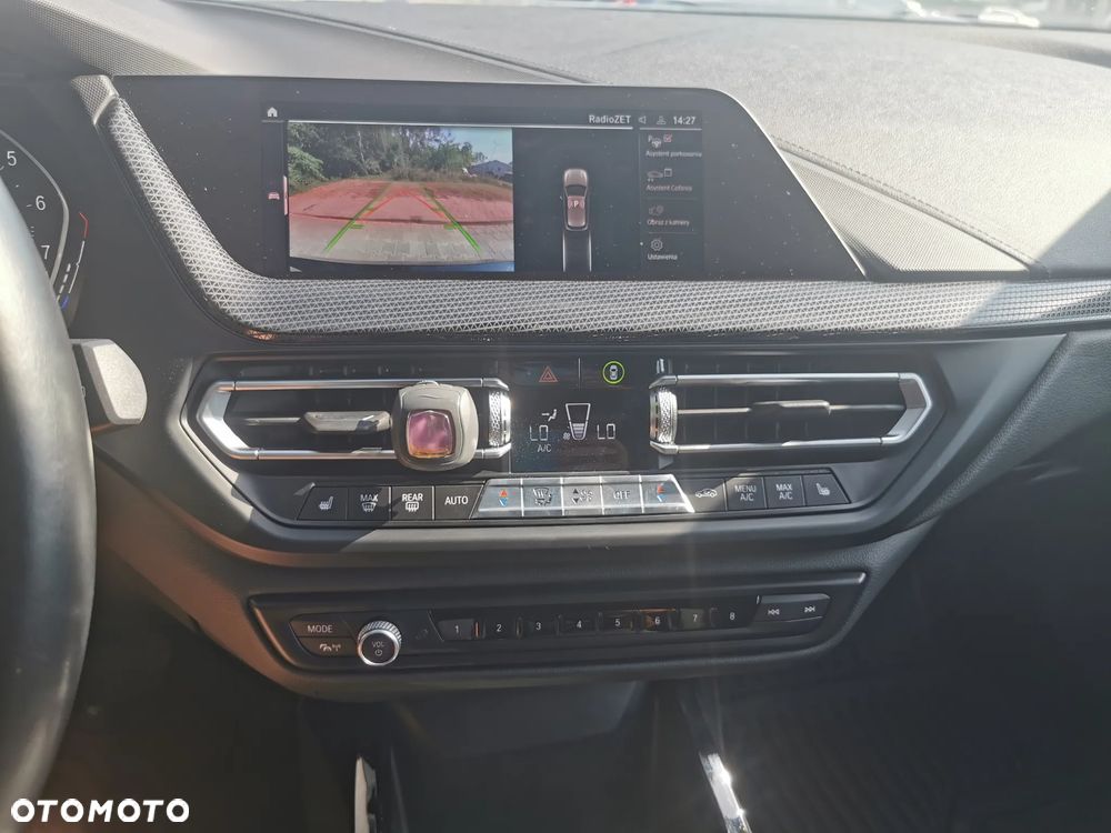 BMW Seria 1 120i Edition Colorvision - 17