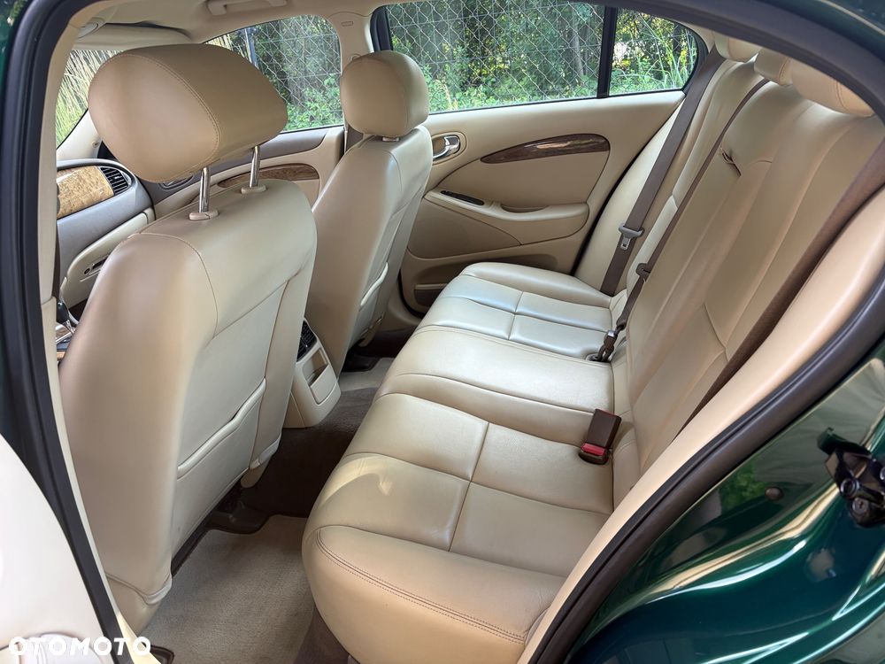 Jaguar S-Type 2.7 V6 D Executive - 9