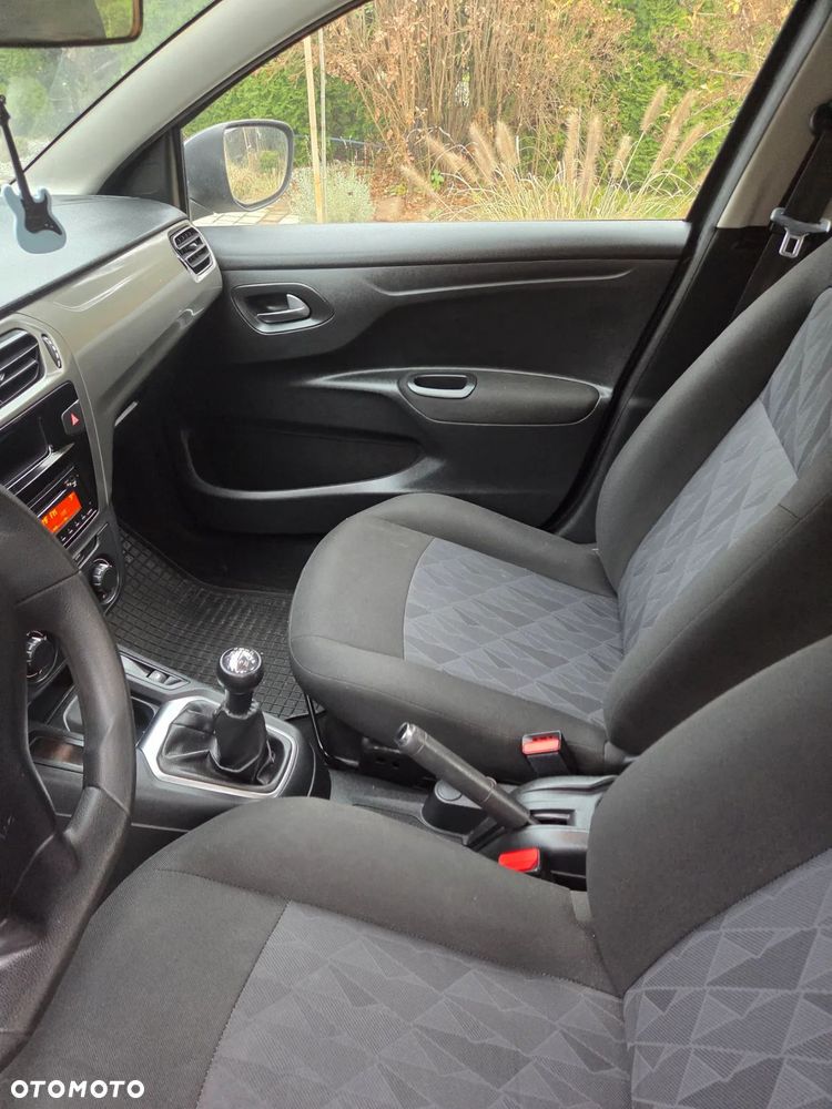 Citroën C-Elysée 1.2 VTi Seduction - 6