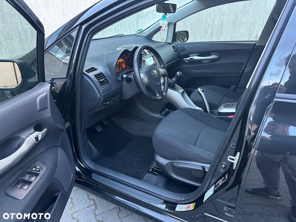 Toyota Auris 1.4 VVT-i Luna - 19