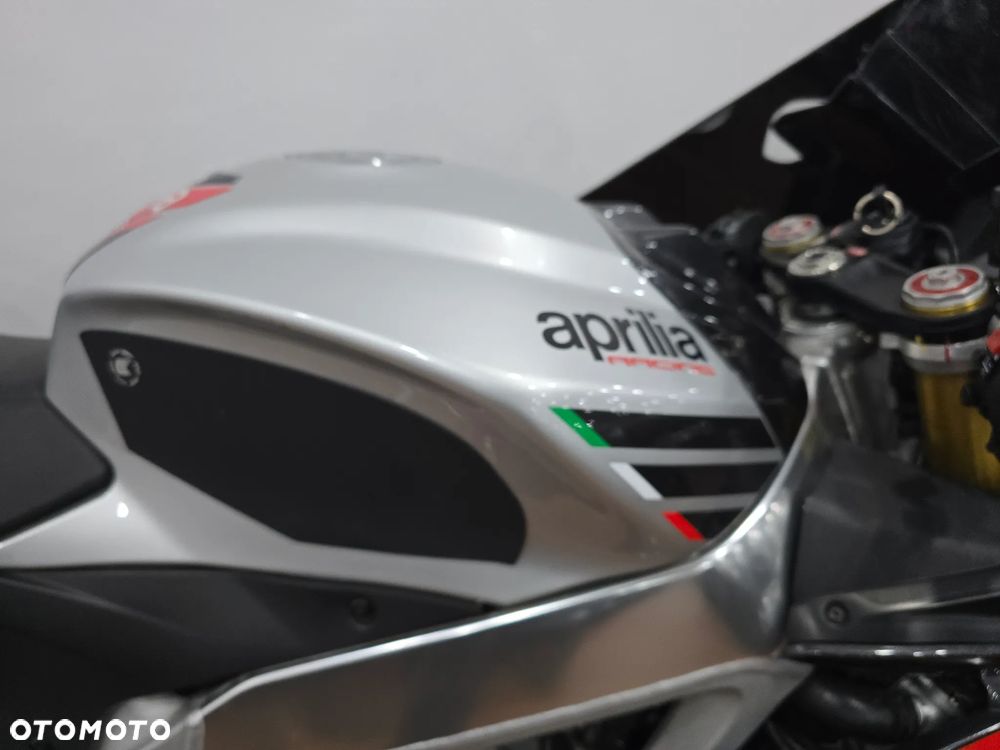 Aprilia RSV - 18