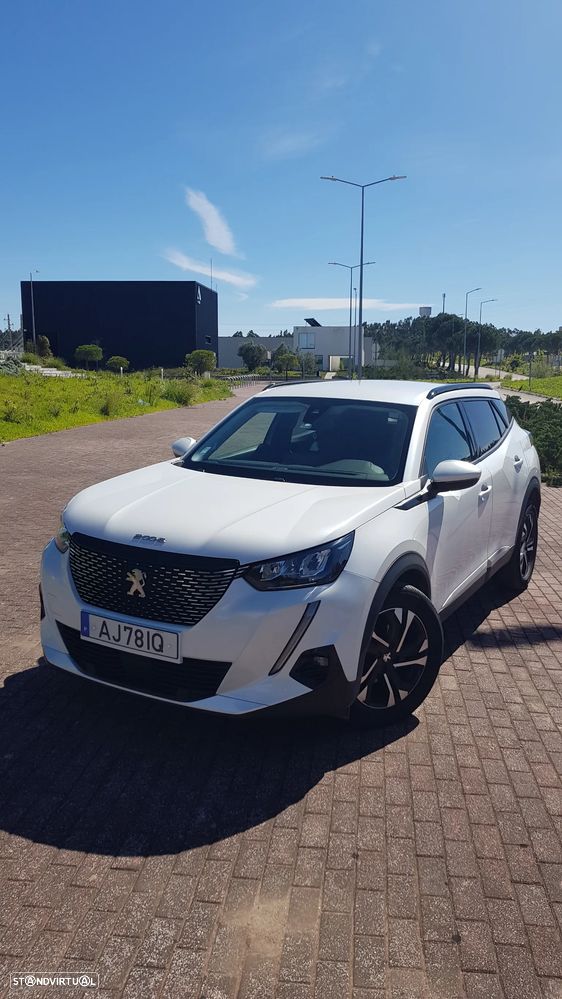 Peugeot 2008 1.2 PureTech Allure - 1