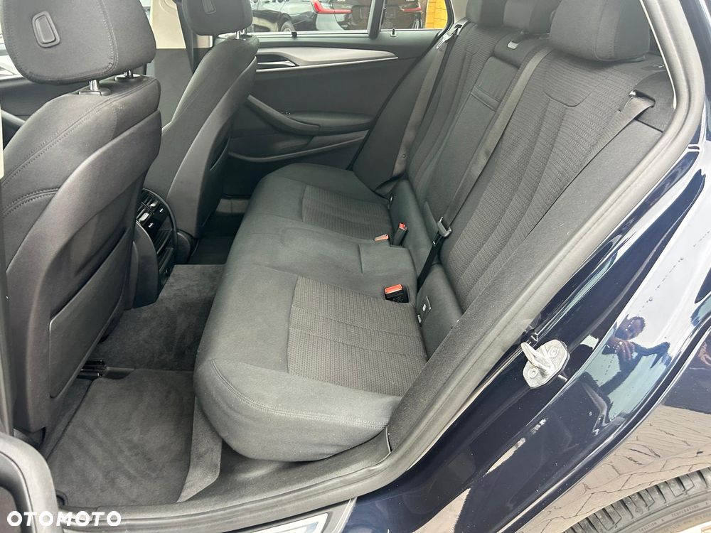 BMW Seria 5 520d - 21