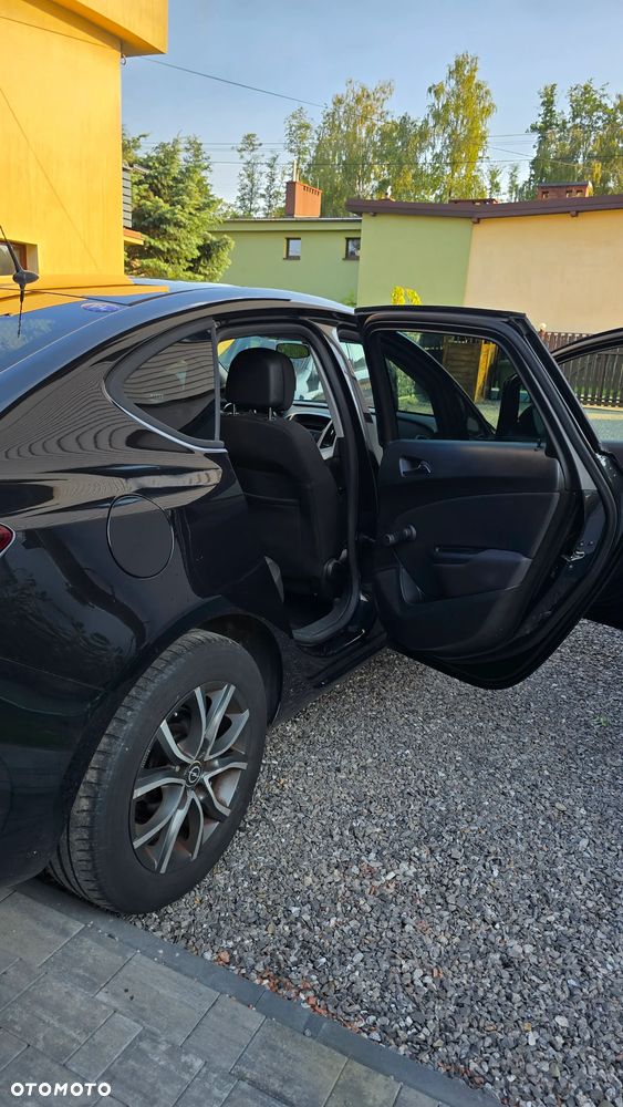 Opel Astra 1.6 Active - 12