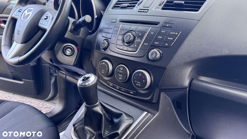Mazda 5 2011