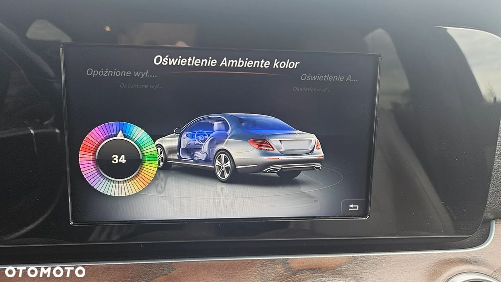 Mercedes-Benz Klasa E 220 d 9G-TRONIC - 27